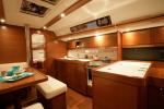 Yachtcharter Dufour405GrandLarge Daphne S 11
