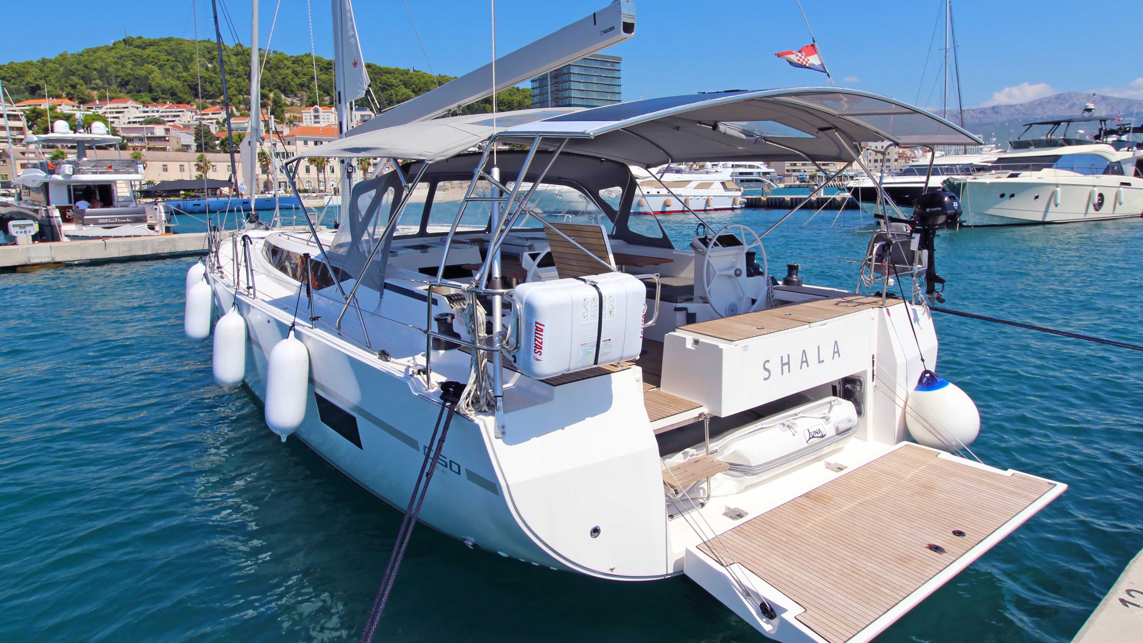 Yachtcharter BavariaC50Style 31cab Shala