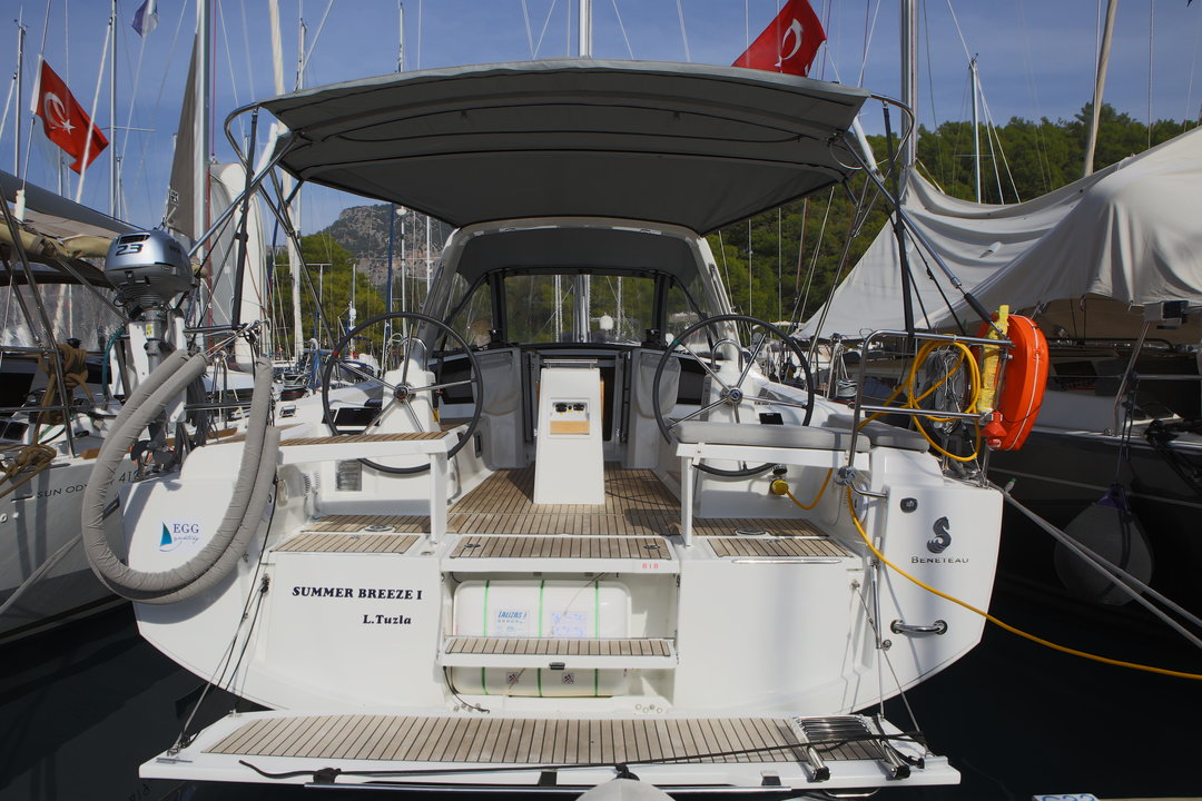 Yachtcharter Oceanis 38 1 2cab Summer Breeze 1 hauptansicht 1