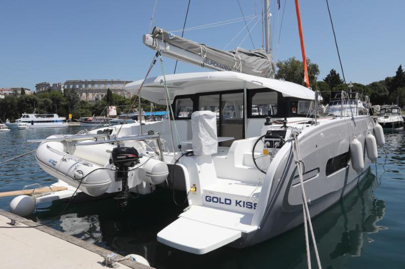 Yachtcharter Excess 11 Gold Kiss hauptansicht 1
