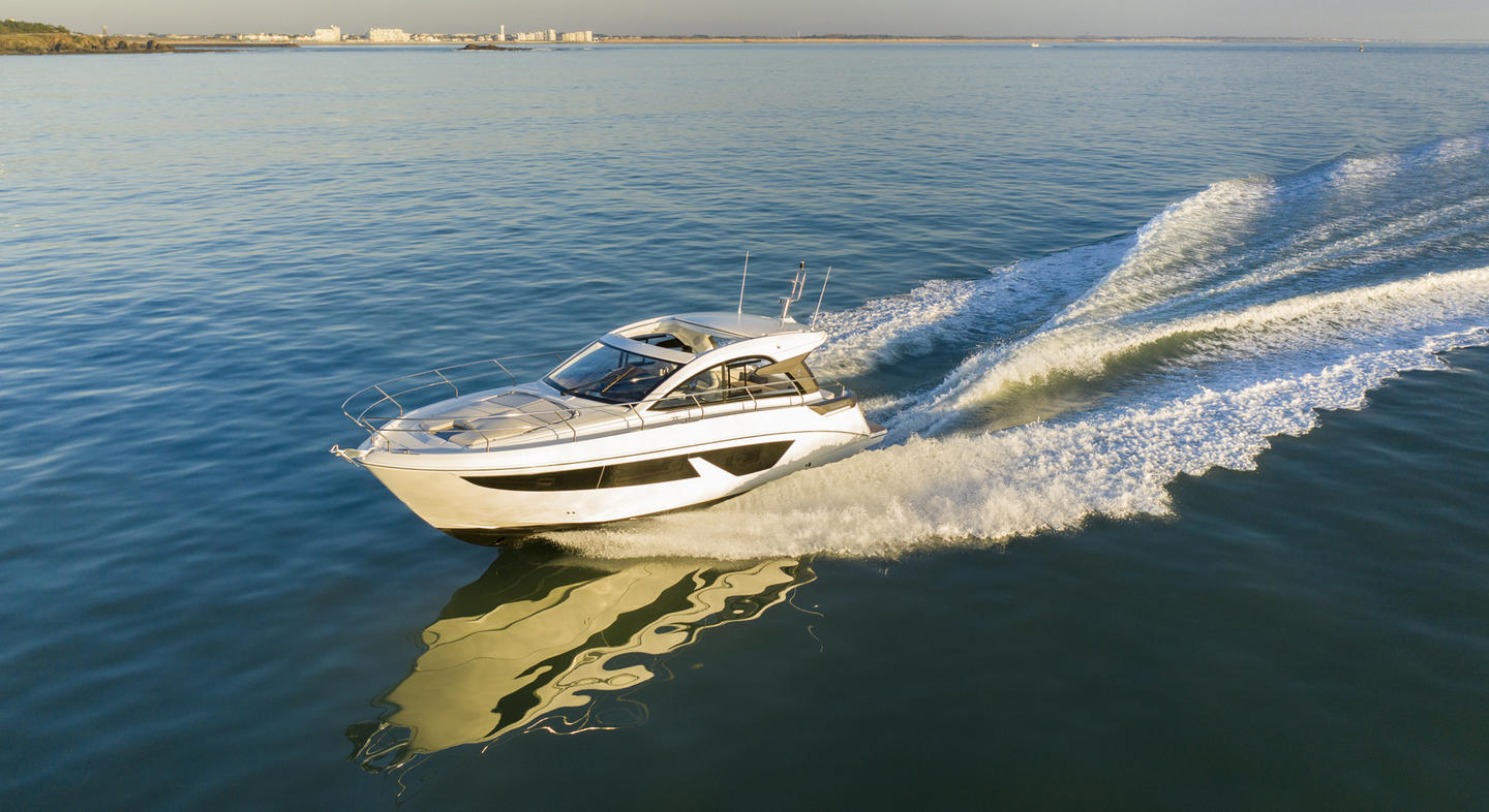Yachtcharter Gran Turismo 41 hauptansicht 1