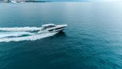 Yachtcharter Gran Turismo 41 Miami Vice aussenansicht 11
