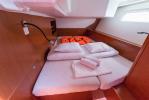 Yachtcharter Oceanis45 23