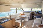 Yachtcharter Prestige420Fly NN 7