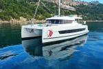 Yachtcharter BaliCatspace Salty Dragon