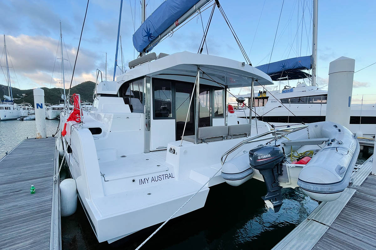Yachtcharter BaliCatspace Imy Austral