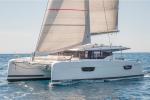 Yachtcharter Astrea42 31cab 3