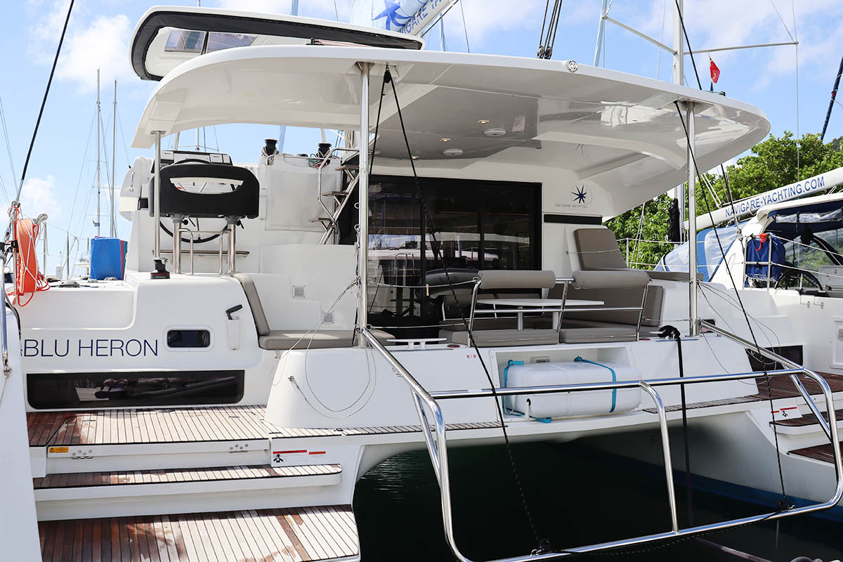 Yachtcharter Lagoon42 Blu Heron