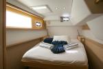 Yachtcharter Lagoon450F King Lewis 13