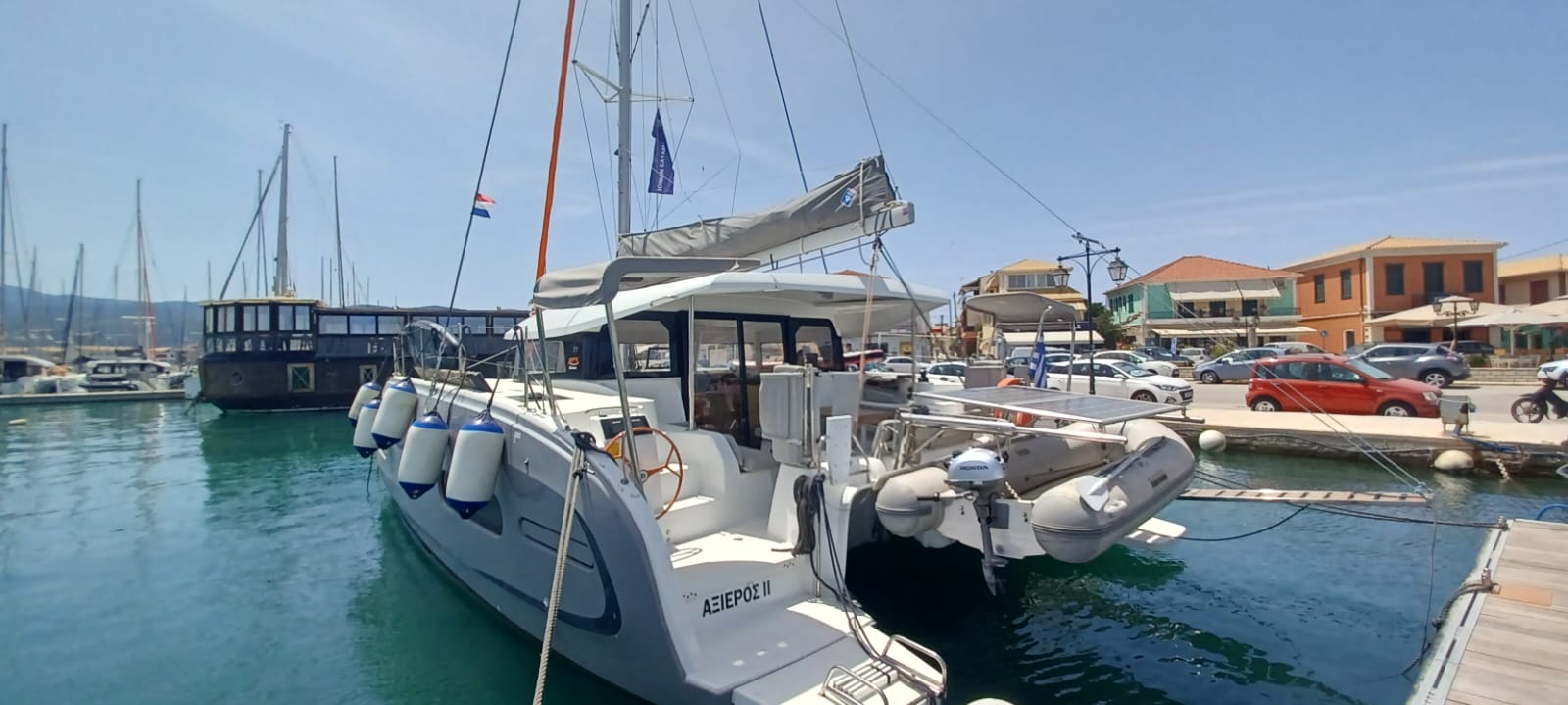 Yachtcharter Excess11 Axieros II