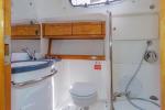 Yachtcharter Bavaria42Cruiser Lady Clam 9