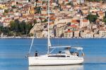 Yachtcharter Bavaria Cruiser 33 Cleopatra aussenansicht 4