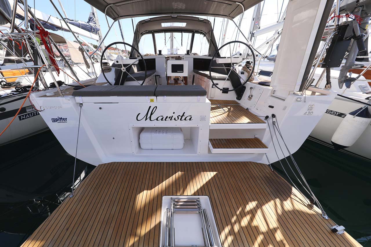 Yachtcharter Dufour430GrandLarge Marista
