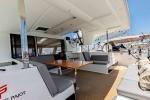 Yachtcharter Lucia40 Servus 5