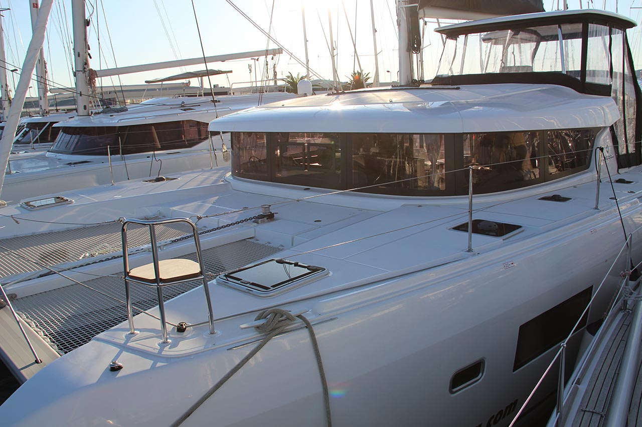 Yachtcharter Lagoon42 Smaragd