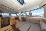 Yachtcharter Nautitech46Fly Alphabeta 10