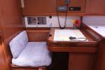 Yachtcharter Oceanis40 Nar 6