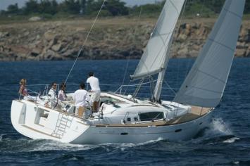 Oceanis46-4cab Innenansicht