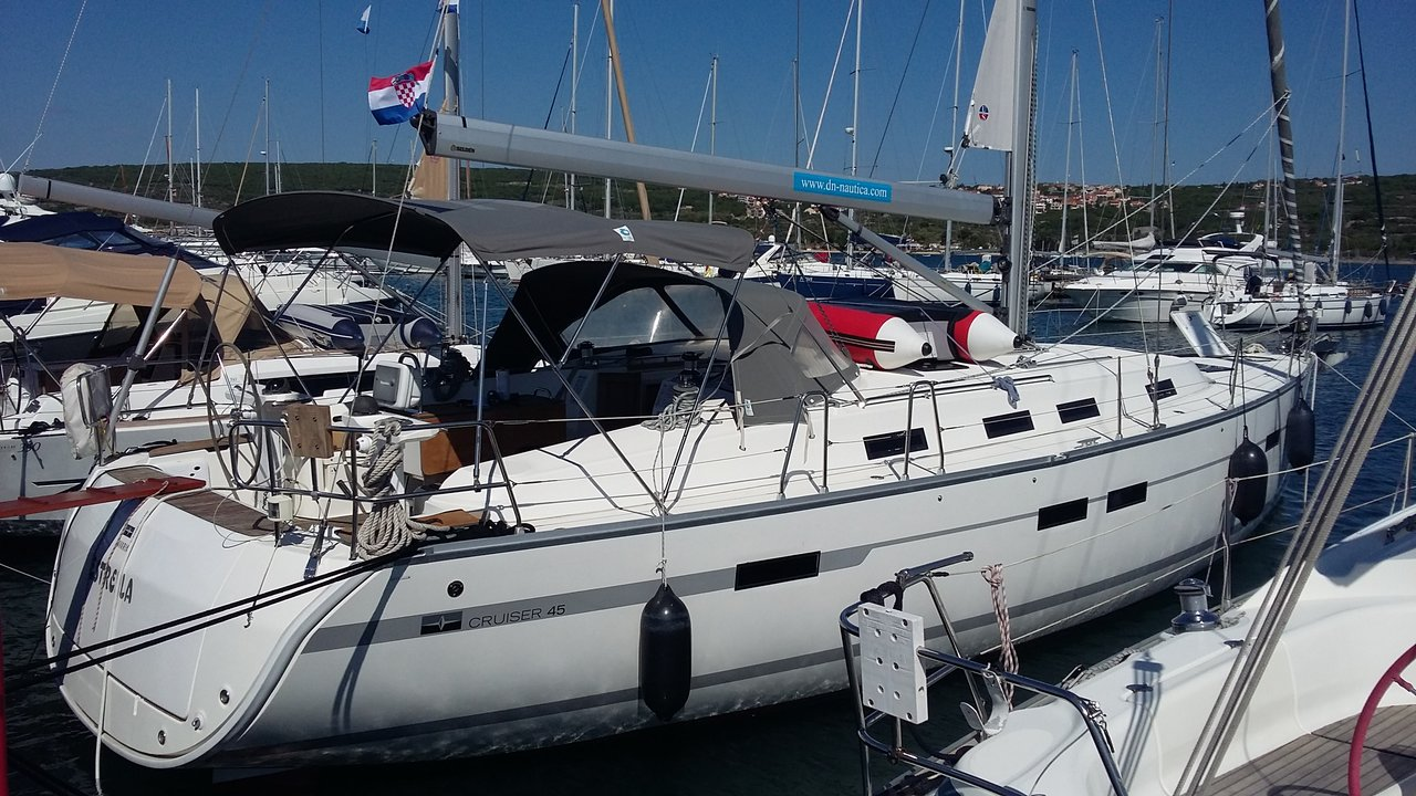 Yachtcharter BavariaCruiser45 Estrella