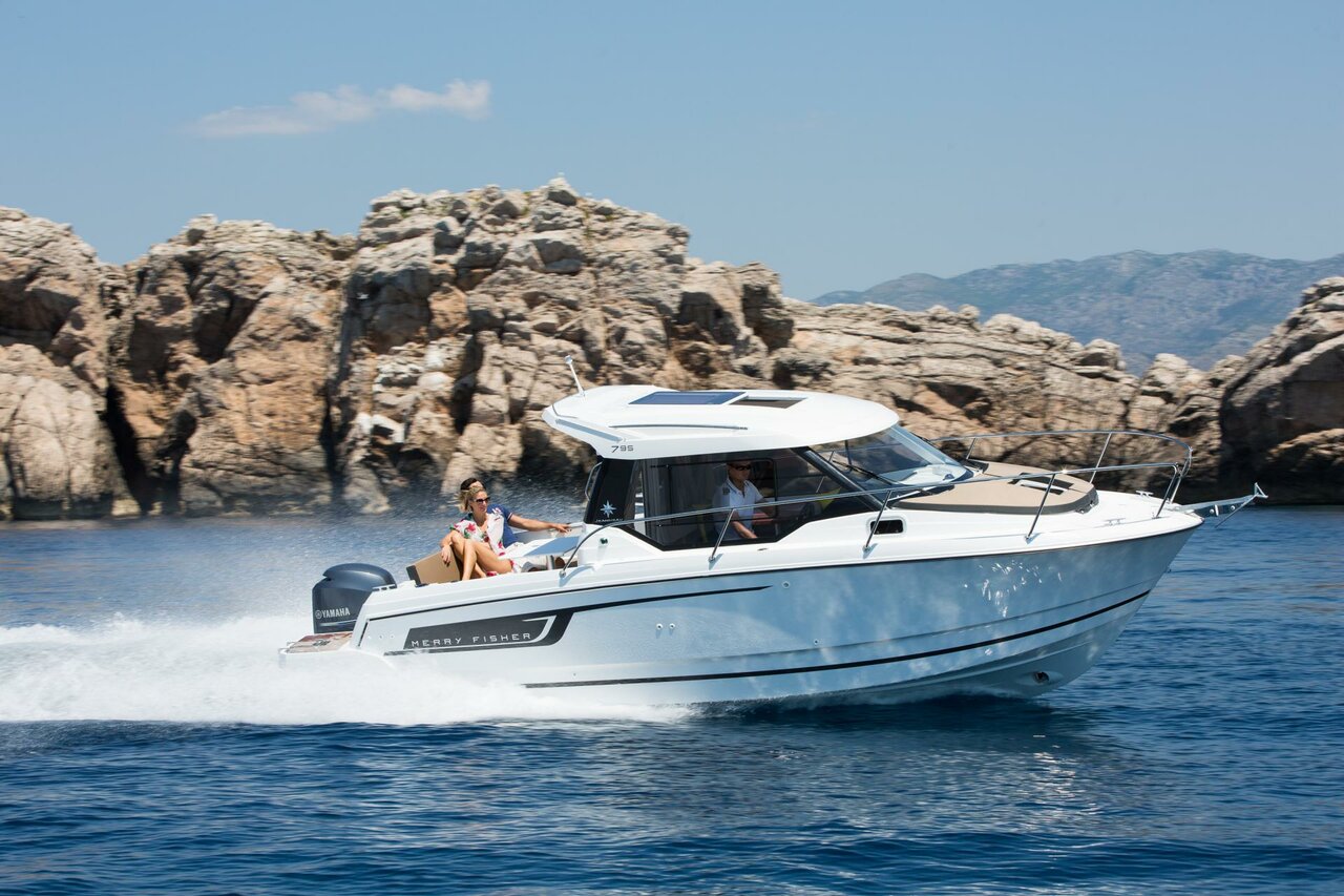 Yachtcharter MerryFisher795 NN