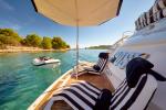 Yachtcharter SunseekerPredator72 Ghost 11