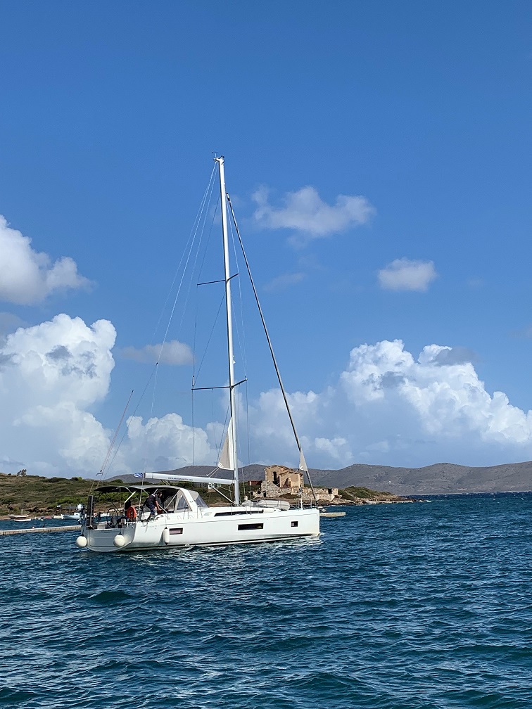 Yachtcharter Oceanis51 Aeolian Muse