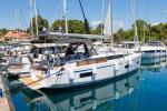 Yachtcharter BavariaC38 Petra 4