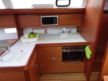 Dufour412GrandLarge-5 Innenansicht