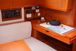 Yachtcharter Oceanis45 Ponente 10