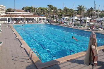 BavariaCruiser50-3 Innenansicht