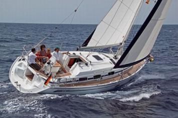 Bavaria33Cruiser Innenansicht