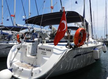 Bavaria42Cruiser Innenansicht