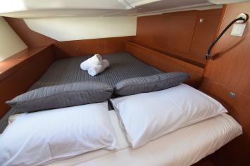 Oceanis45-10 Innenansicht