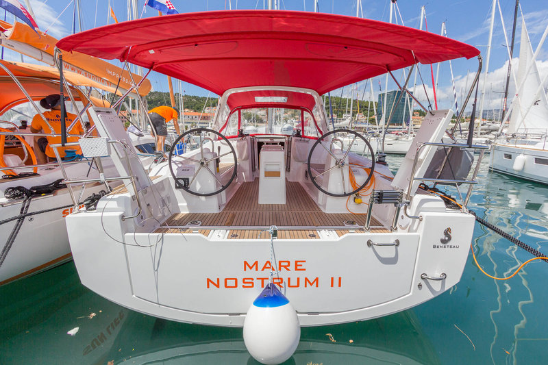 Yachtcharter Oceanis38 Mare Nostrum II