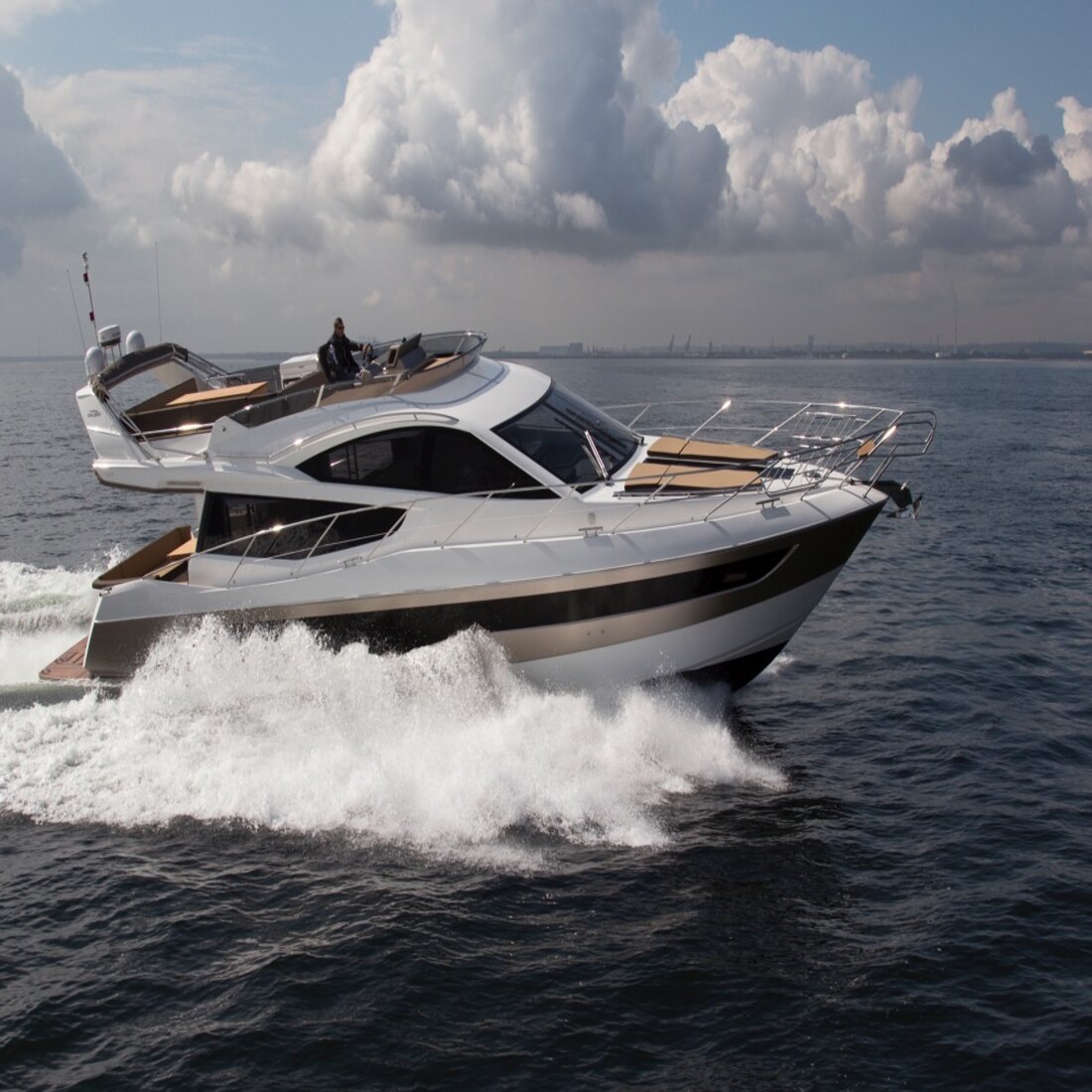 Yachtcharter Galeon550Fly Gremix