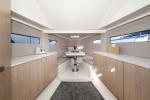 Yachtcharter NuvaM9Cabin Planac 10