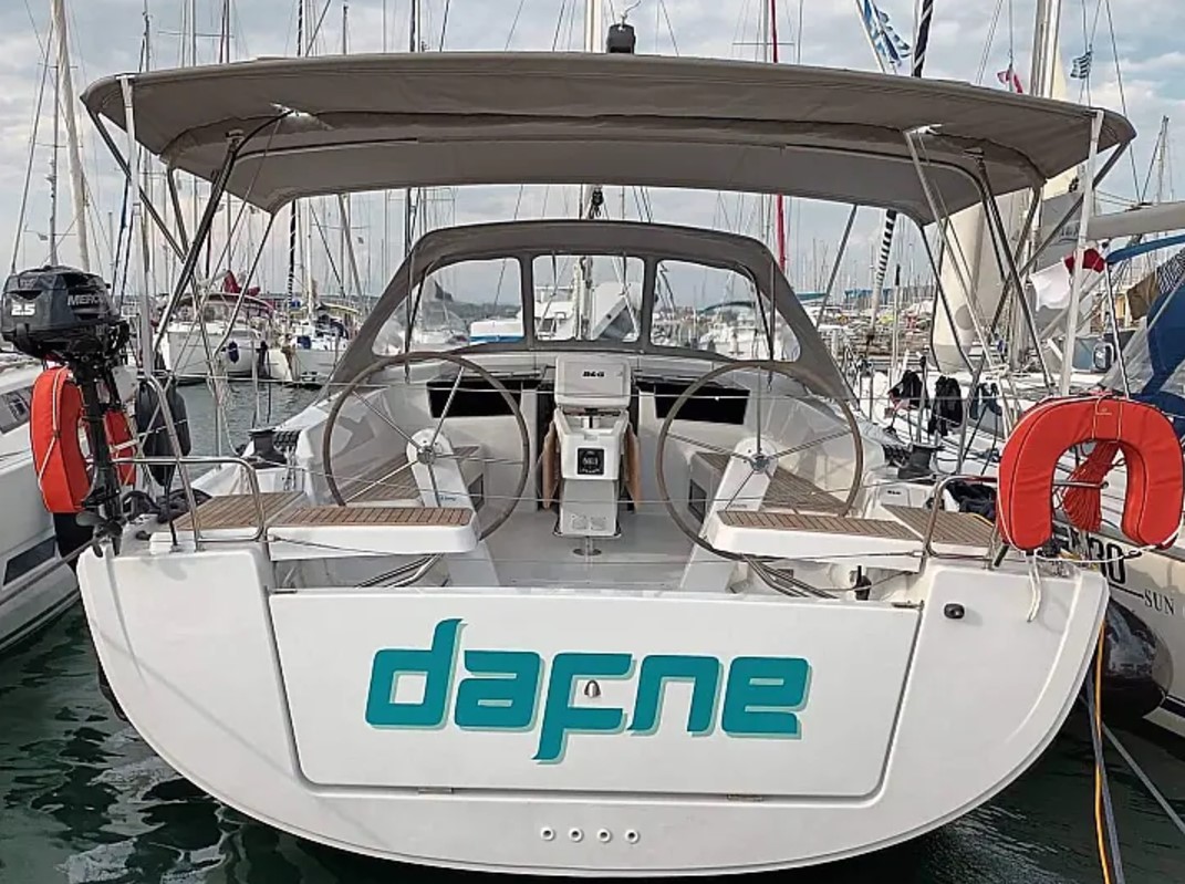 Yachtcharter Hanse418 Dafne