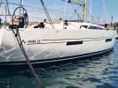 Yachtcharter More55 Solid White 2