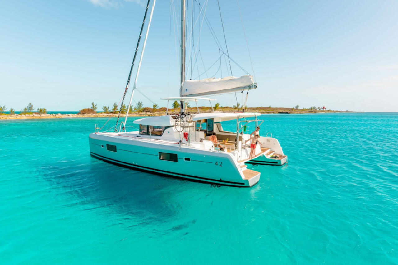 Yachtcharter Lagoon42 Petit Terre