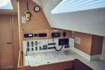 Yachtcharter Elan50Impression Friends 13