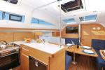 Yachtcharter Elan40Impression Black Panther 9