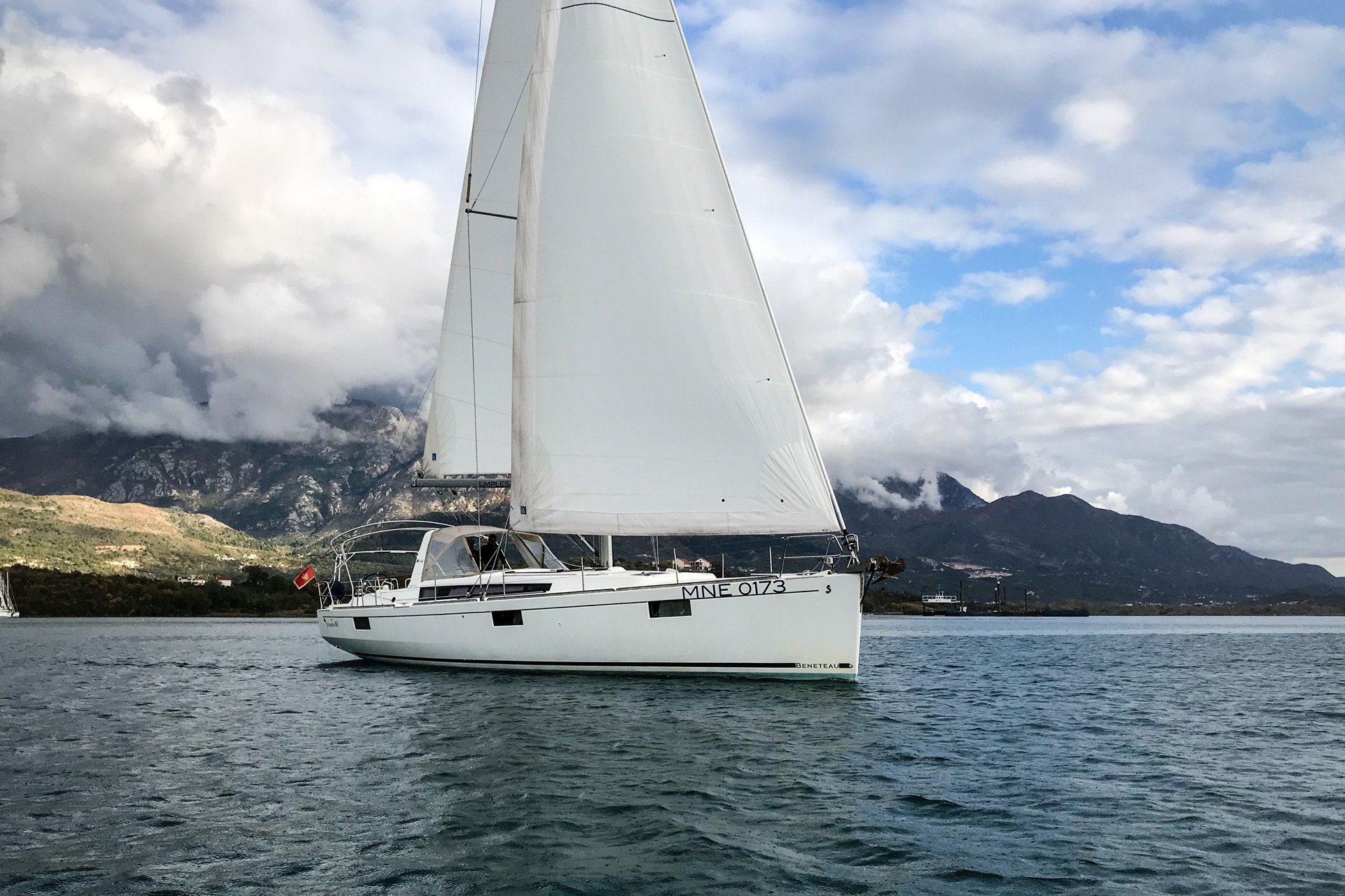 Yachtcharter Oceanis48 5Cab Blues