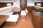 Yachtcharter Oceanis48 5Cab Blues 8