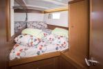 Yachtcharter Oceanis48 5Cab Blues 10