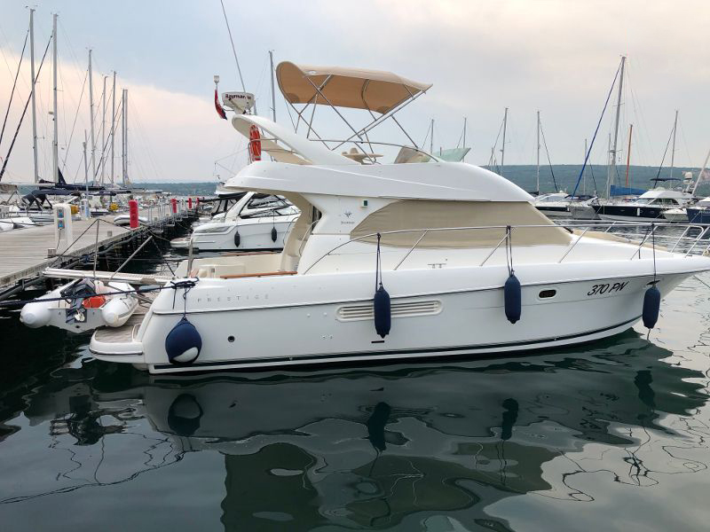 Yachtcharter JeanneauPrestige36Fly Fortuna