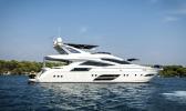 Yachtcharter Dominator 780S Deluxe aussenansicht 3