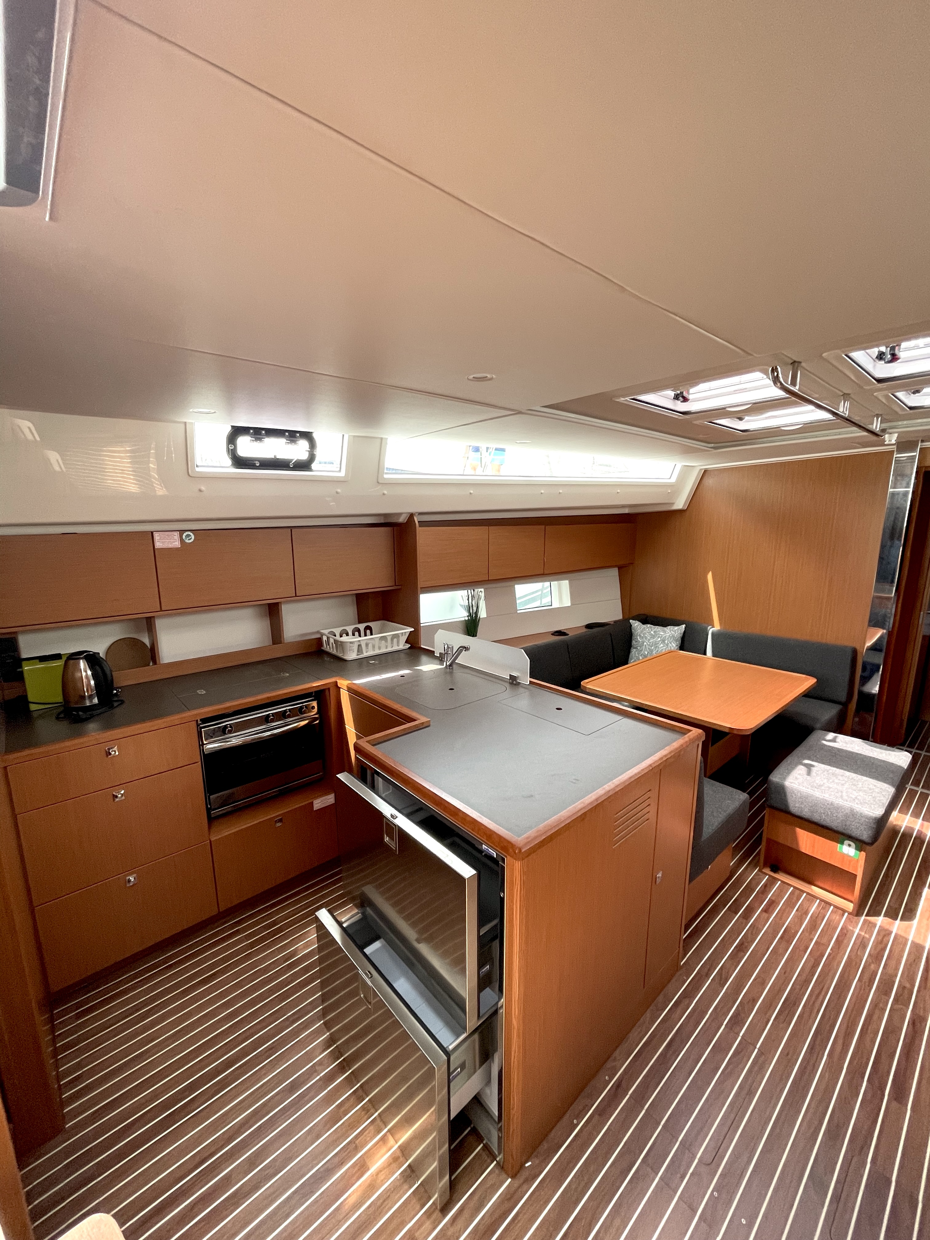 Yachtcharter BavariaC50Holiday 5cab Hangover 1