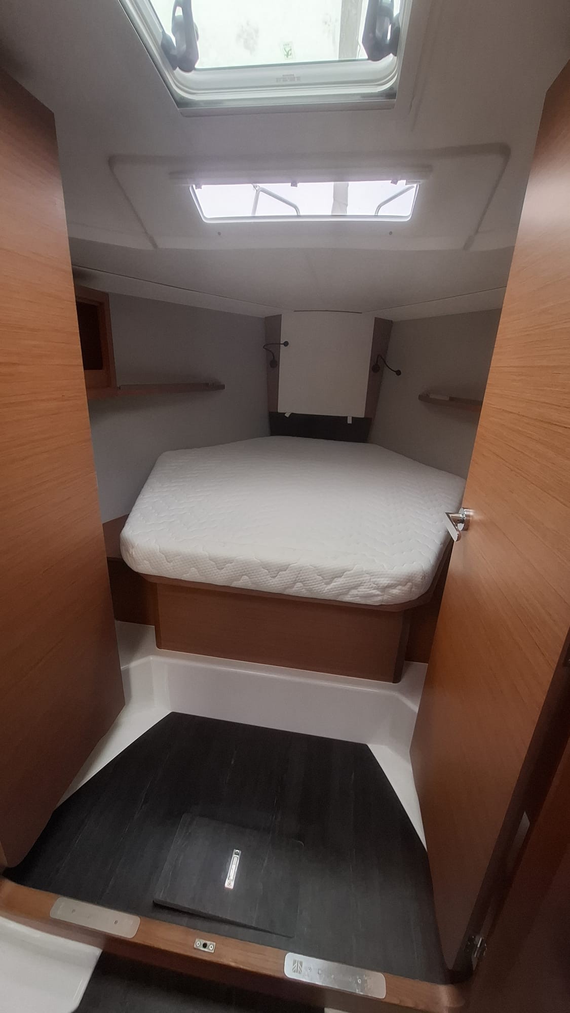 Yachtcharter DUFOUR37 Zazu 2