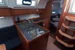 Yachtcharter BavariaCruiser37 Adria Nina 3