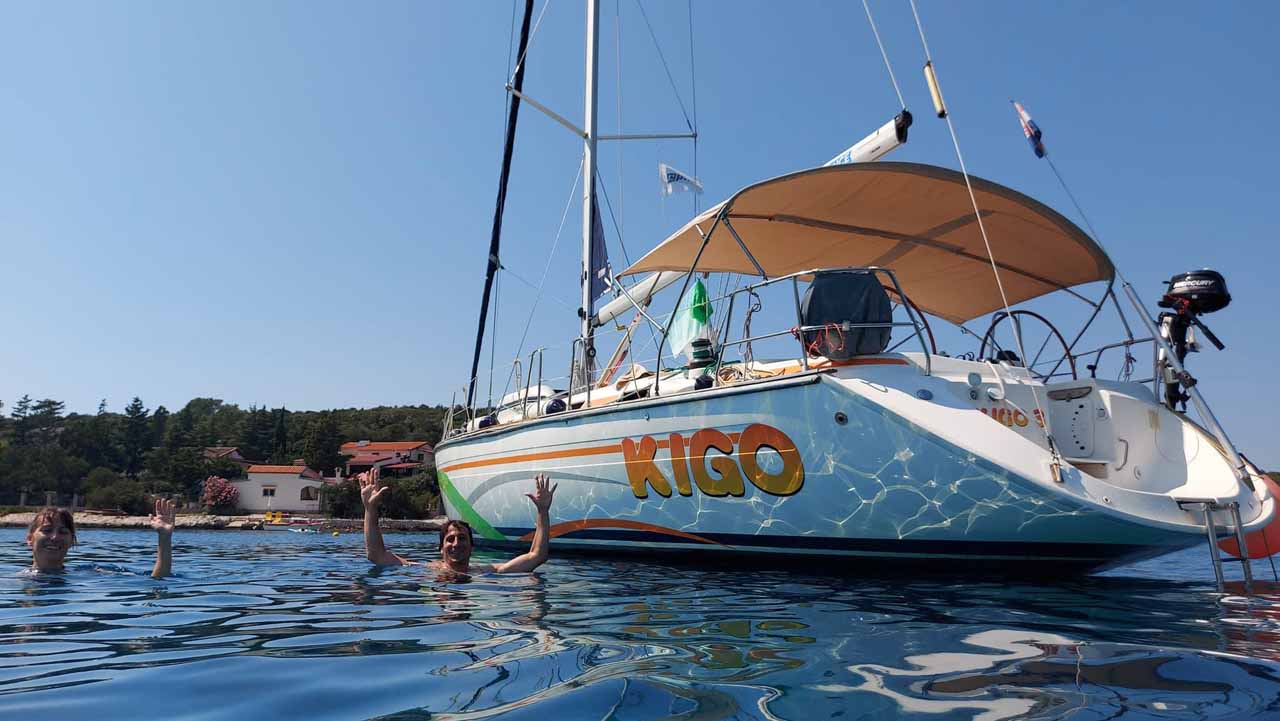 Yachtcharter Bavaria 44 4 Kabinen 2 Bader Kigo 3 hauptansicht 1
